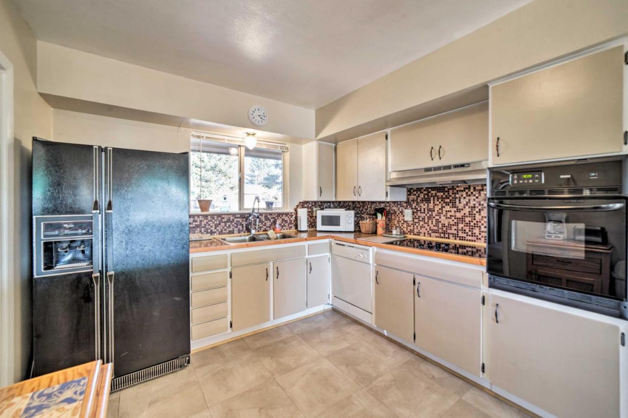 Family-Friendly Cortez Cedar House With Yard! 외부 사진